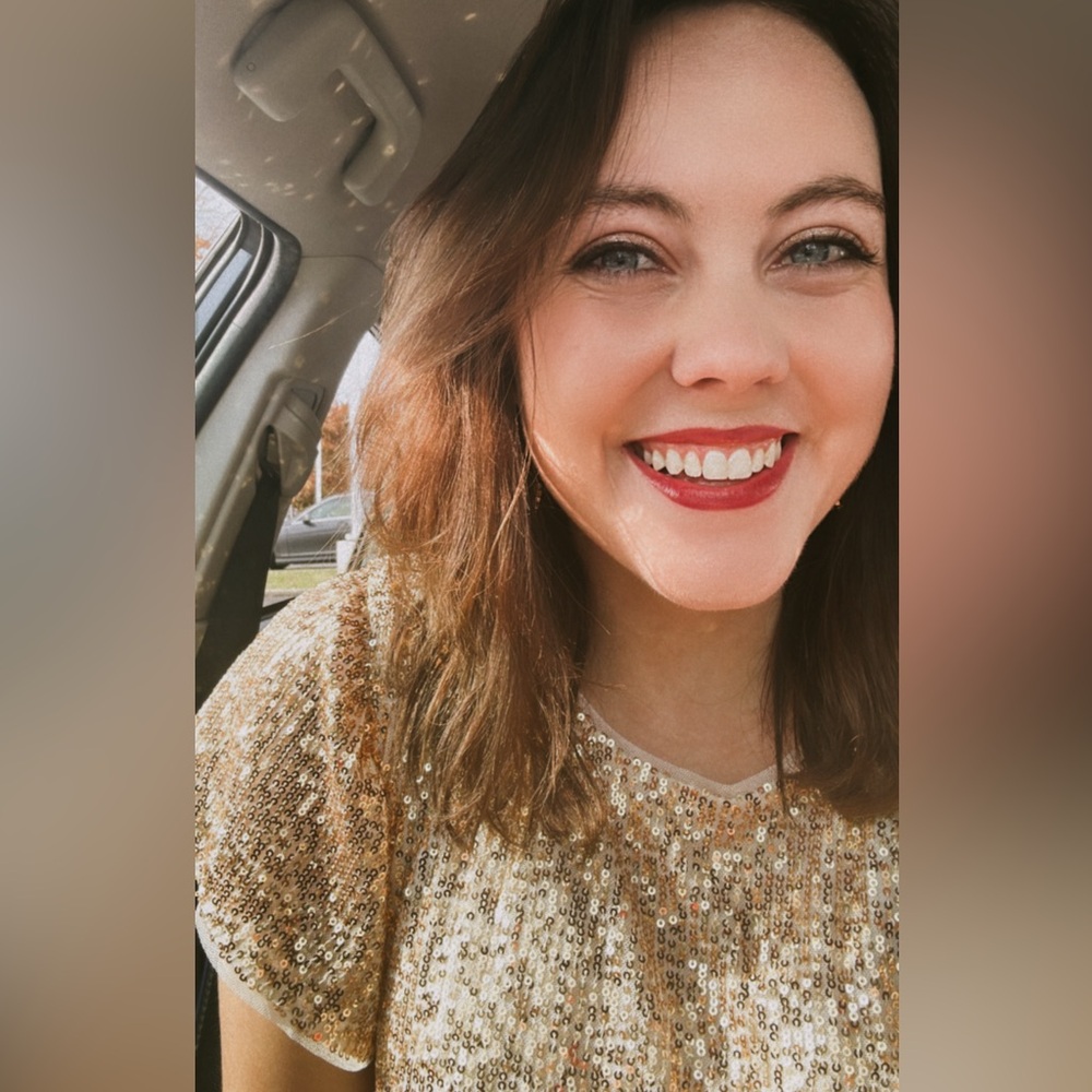 Meet your Posher, Chloe